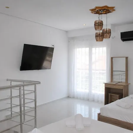 Alexander Center * Kastron (Thasos)